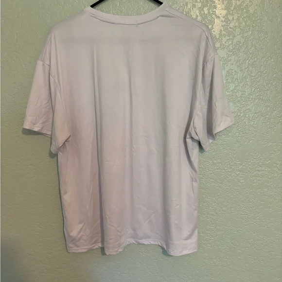 White top - Picture 2 of 3